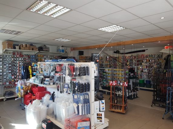 Magasin d'articles de pêche, matériel carnassier et accastillage bateau Landes